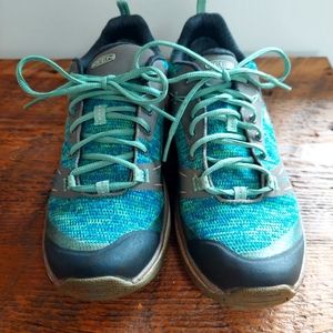 Keen Terracotta Waterproof Hiking Shoes Size 7